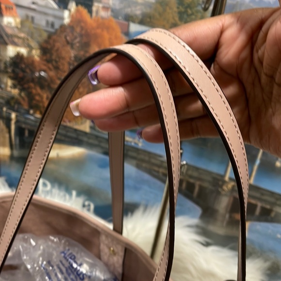 Michael Kors Eva Tote - Picture 5 of 8